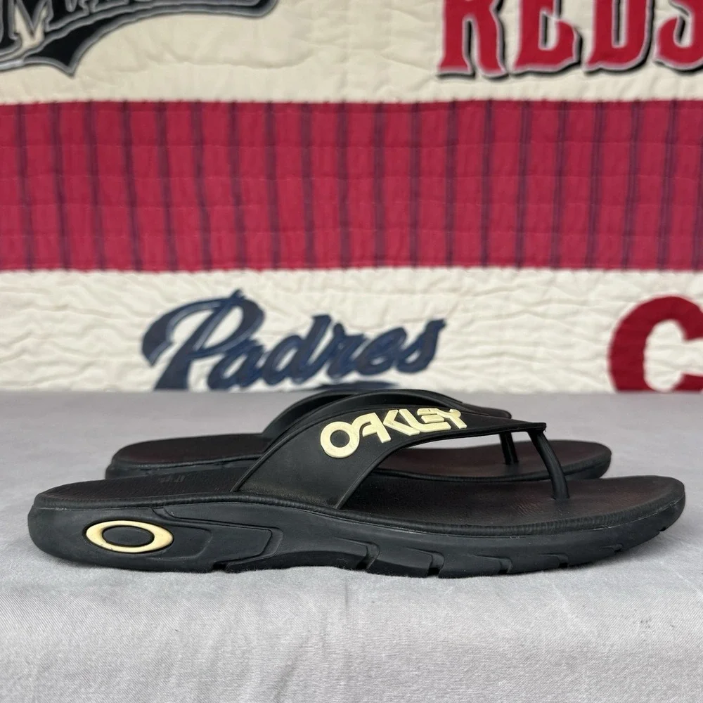 Size 6 - Oakley Men's B1B Flip‎ Flops Blackout Black